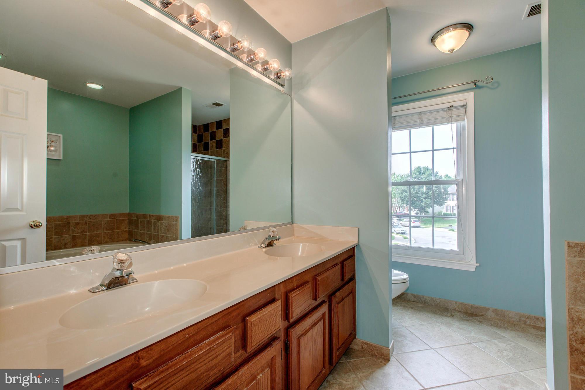 408 Tearose Place Southwest Leesburg, VA 20175 - Photo 15 of 30 Bath (Master)