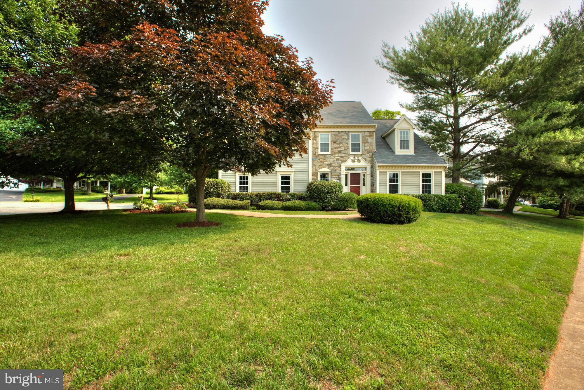 408 Tearose Place Southwest Leesburg, VA 20175 - Photo 30 of 30 Exterior (Front)