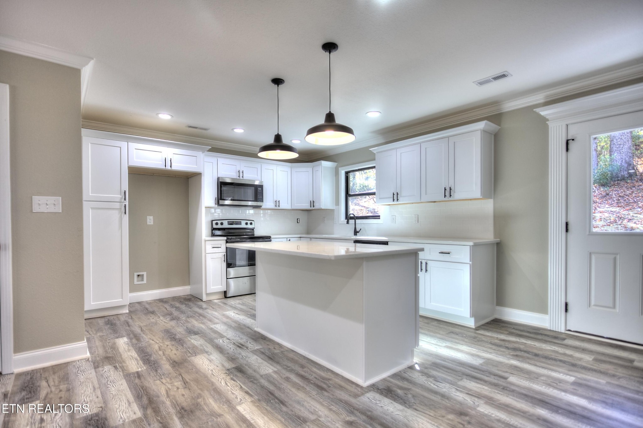 6124 Hutton Ridge Road Maryville, TN 37801 - Photo 5 of 13 Gallery Image 5