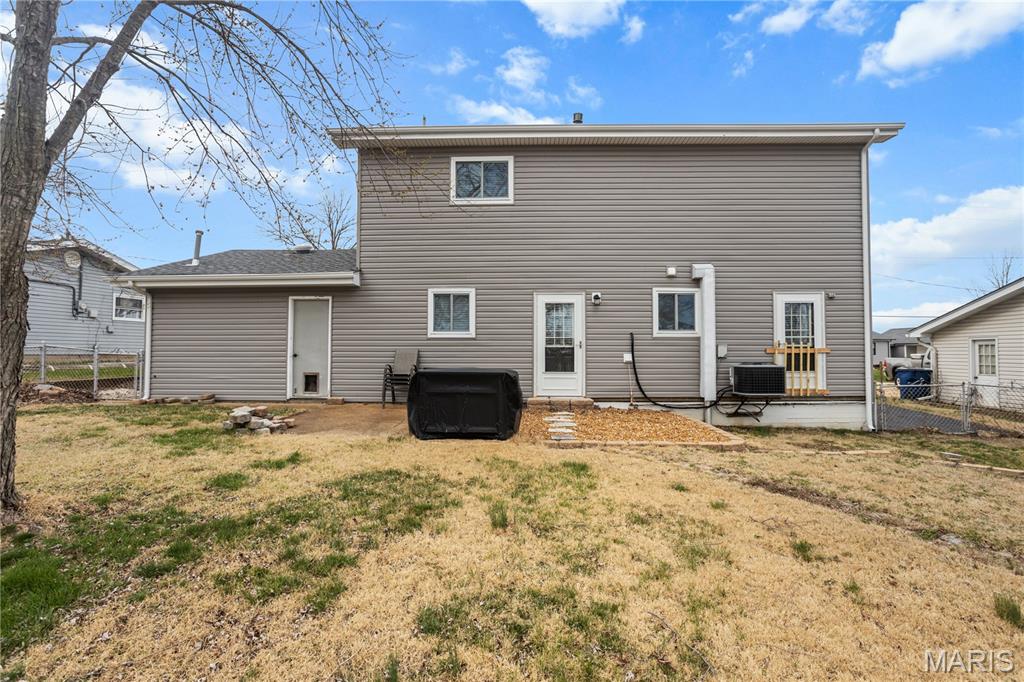 717 Lonedell Road Arnold, MO 63010 - Photo 22 of 24