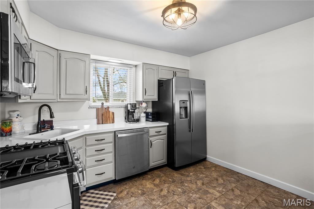 717 Lonedell Road Arnold, MO 63010 - Photo 5 of 24