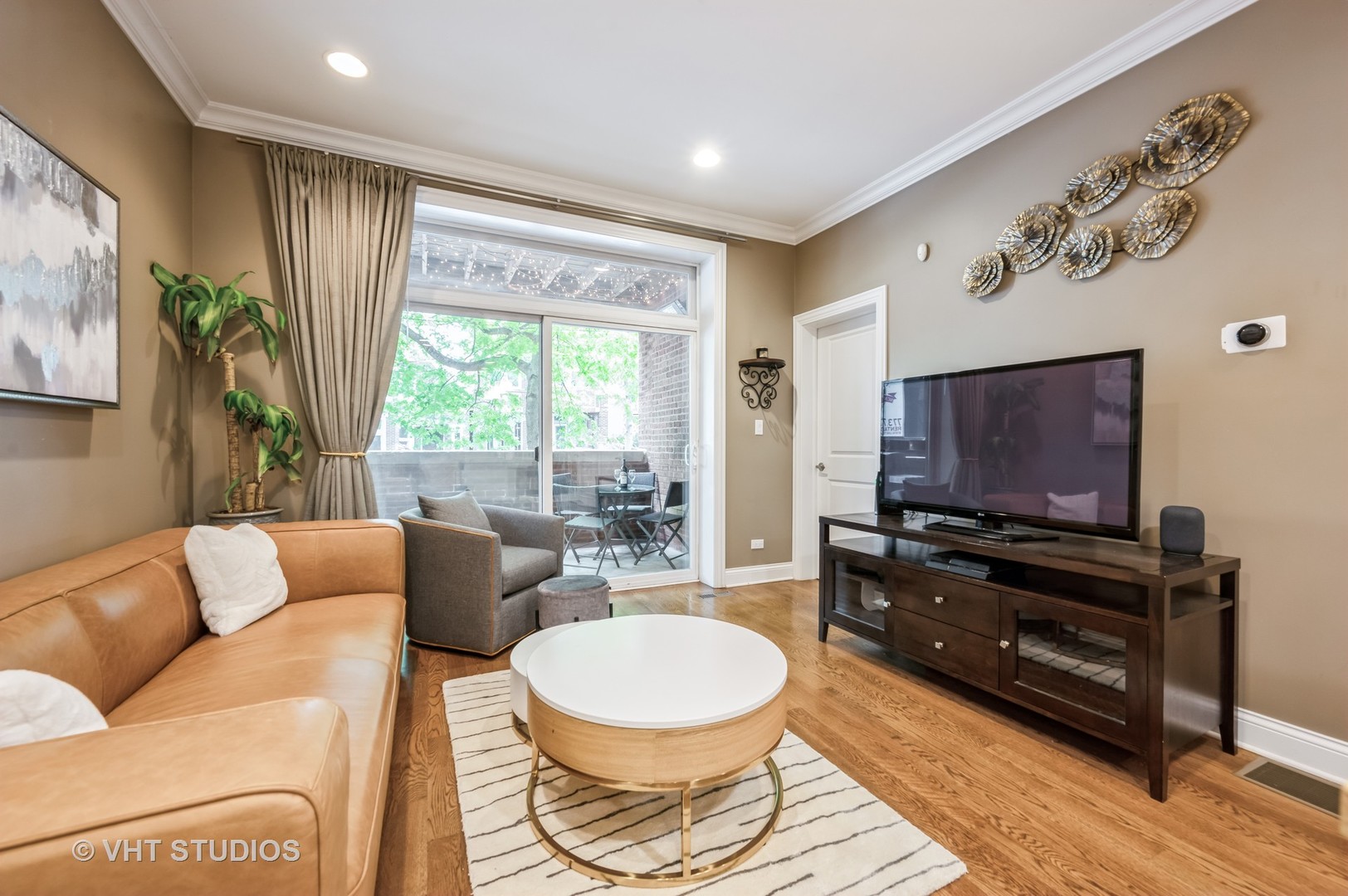 2624 West Rice Street, Unit 1F Chicago, IL 60622 - Photo 4 of 12