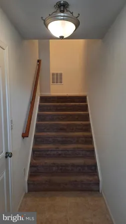 $2,010 | 803 Schooner Lane, Mechanicsburg, PA 17050