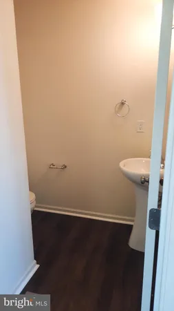 $2,010 | 803 Schooner Lane, Mechanicsburg, PA 17050