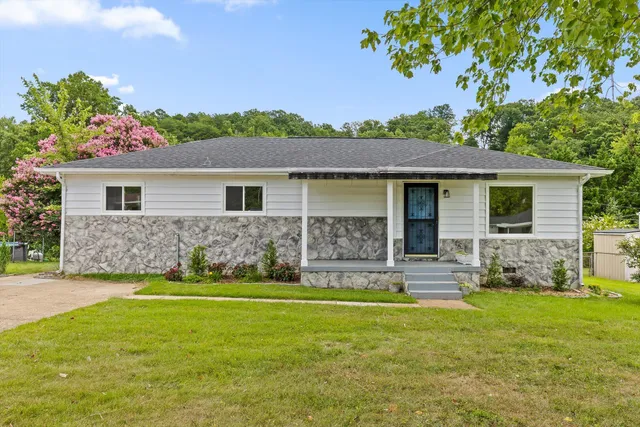 $349,900 | 4806 Viola Drive, Chattanooga, TN 37415