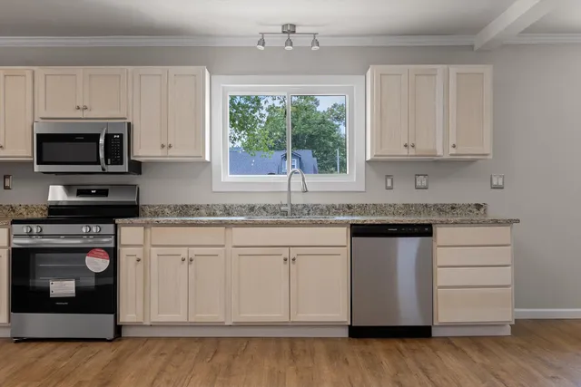 $349,900 | 4806 Viola Drive, Chattanooga, TN 37415