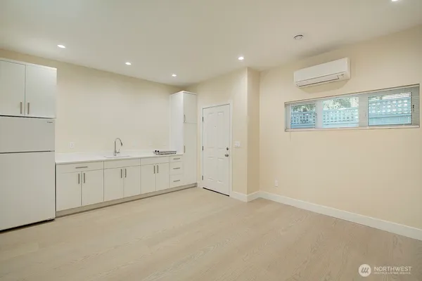 $1,630 | 1210 Northeast 95th Street, Unit B, Seattle, WA 98115