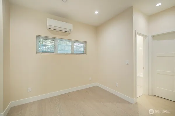 $1,630 | 1210 Northeast 95th Street, Unit B, Seattle, WA 98115