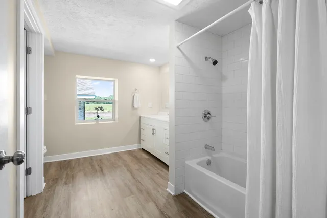 $279,900 | 5743 107th Avenue, Pullman, MI 49450