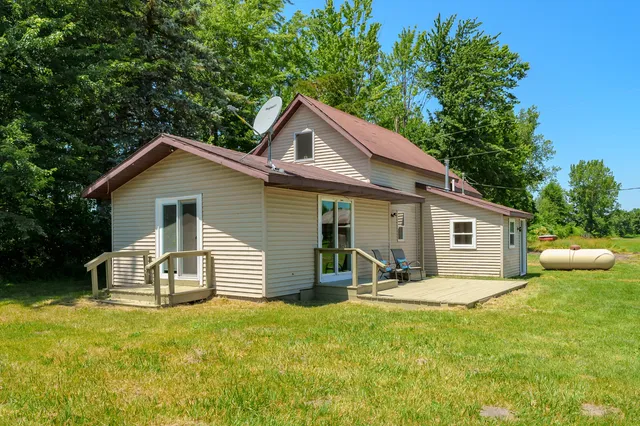 $279,900 | 5743 107th Avenue, Pullman, MI 49450