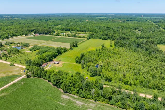 $279,900 | 5743 107th Avenue, Pullman, MI 49450