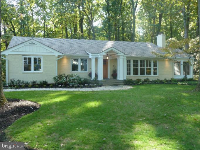 1959 Rockingham Street McLean, VA 22101 - Photo 1 of 29 Exterior (Front)