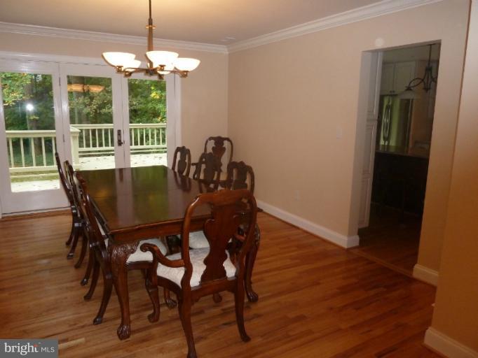 1959 Rockingham Street McLean, VA 22101 - Photo 23 of 29 Dining Room