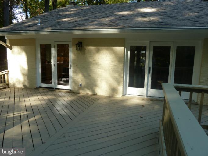 1959 Rockingham Street McLean, VA 22101 - Photo 27 of 29 Exterior (Rear)