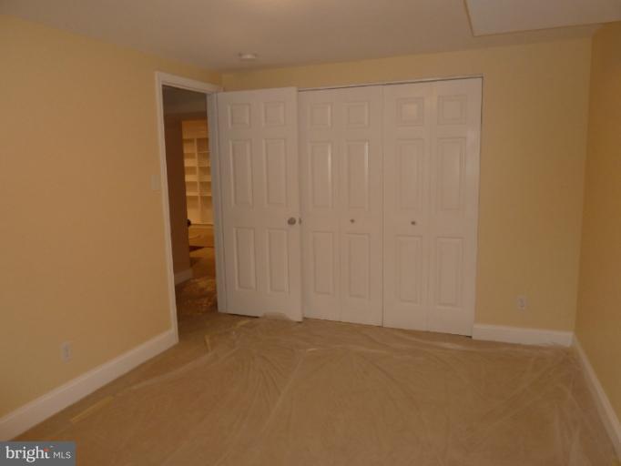 1959 Rockingham Street McLean, VA 22101 - Photo 5 of 29 Bedroom