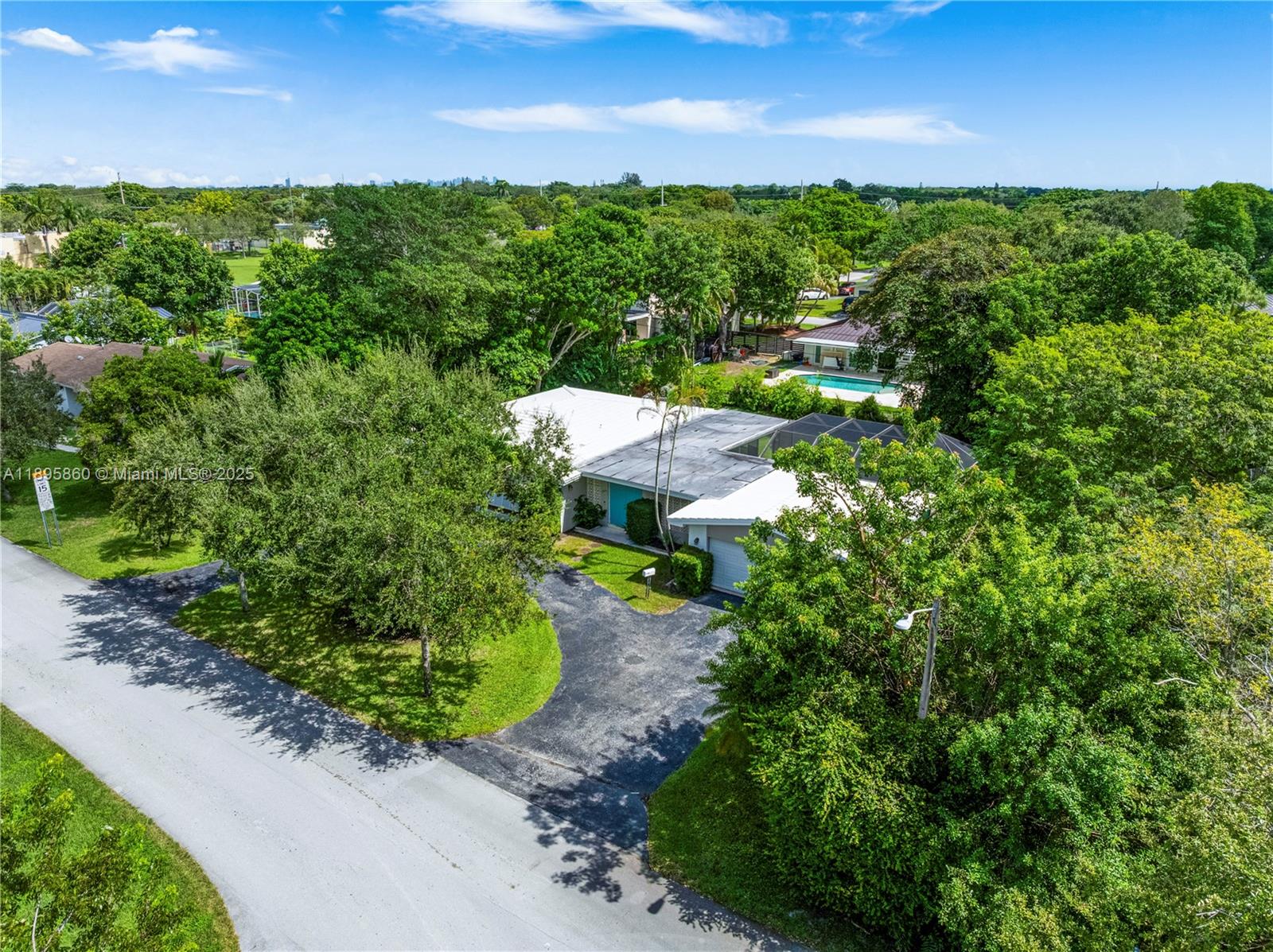 13905 Southwest 78th Court Palmetto Bay, FL 33158 - Photo 30 of 32