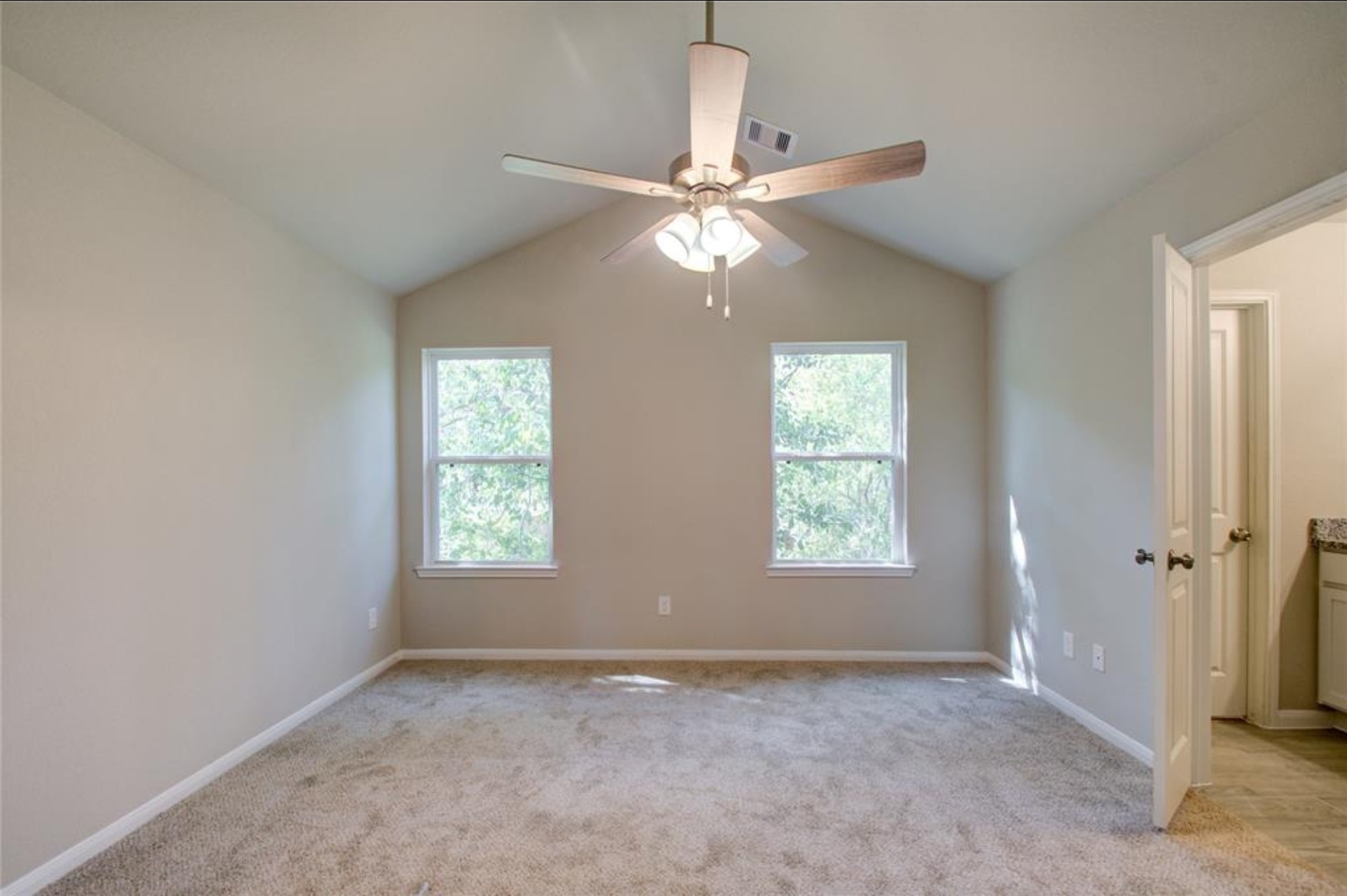 8209 Westcott Road Houston, TX 77016 - Photo 11 of 19