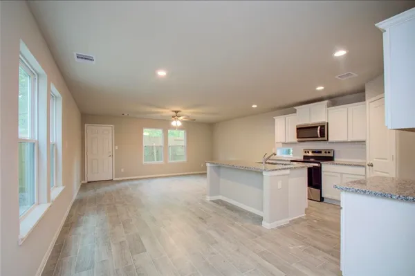 $1,890 | 8209 Westcott Road, Houston, TX 77016