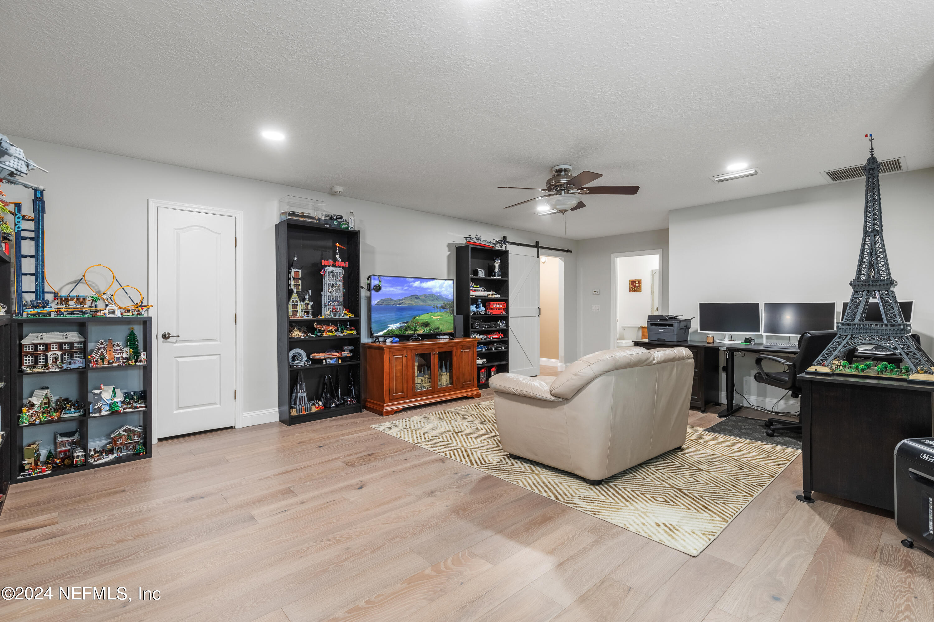 1948 Summit Ridge Road Fleming Island, FL 32003 - Photo 42 of 60 Upstairs Living Area