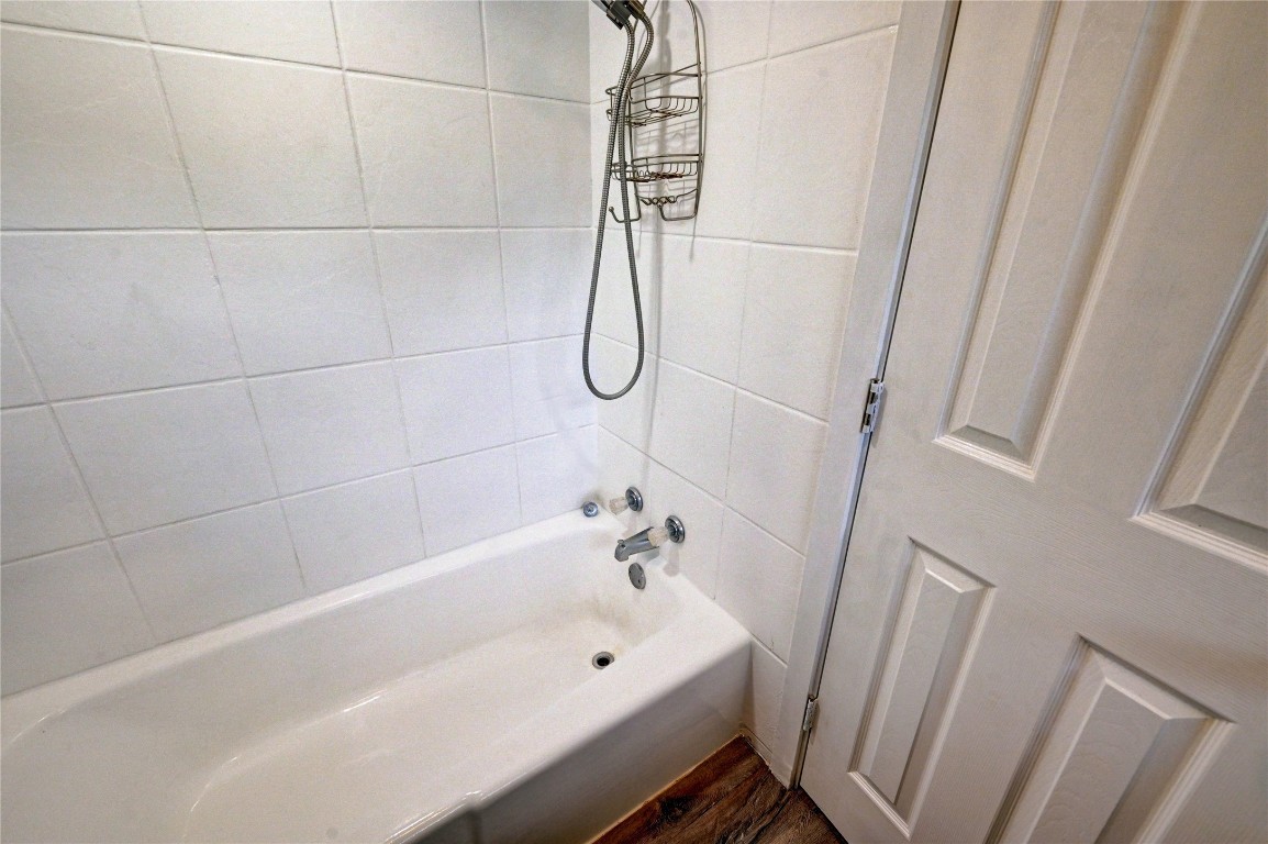 1202 Lemm Road 2 Spring, TX 77373 - Photo 30 of 48 Secondary Bathroom Upstairs