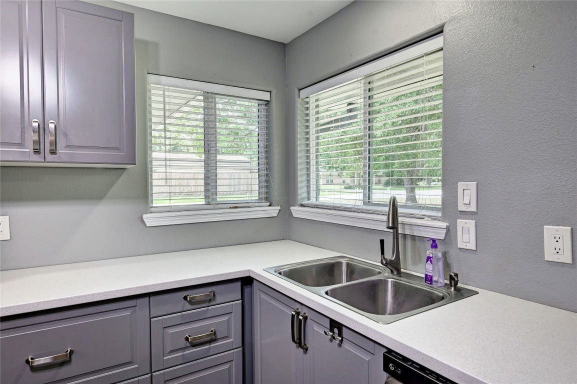 1202 Lemm Road 2 Spring, TX 77373 - Photo 10 of 48 Nice corner Window