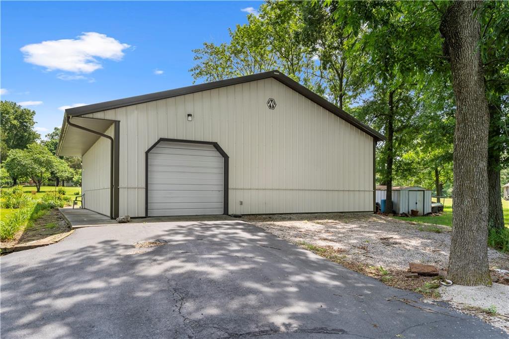 15096 East Quail Road Nevada, MO 64772 - Photo 17 of 71