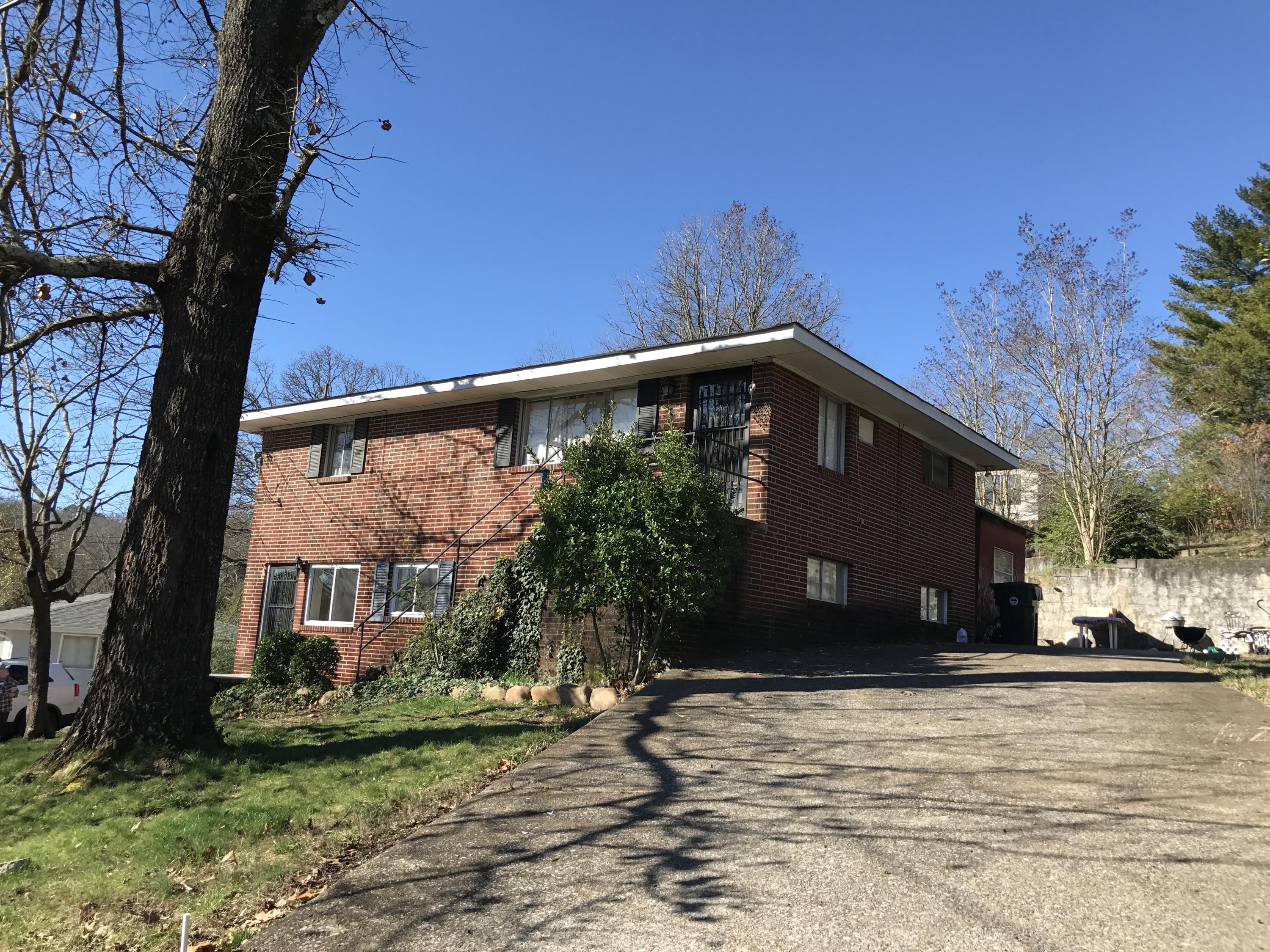 3415 Sleepy Hollow Road Chattanooga, TN 37415 - Photo 2 of 9 Off Street Parking