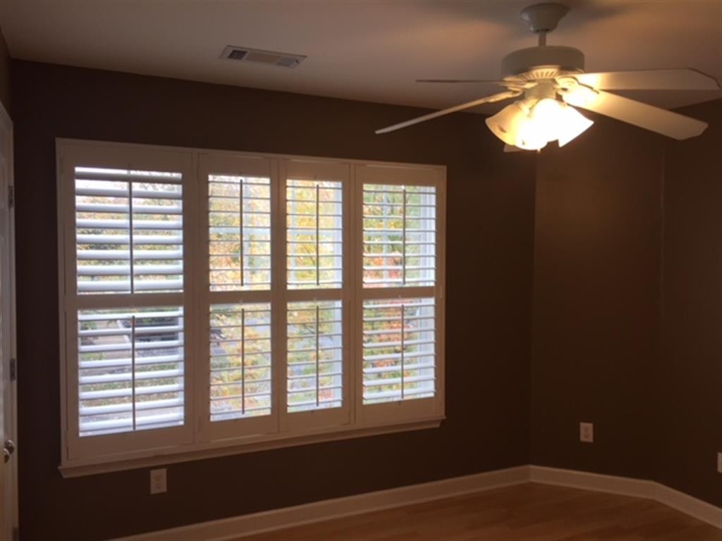 3535 Bell Road, Unit 405 Nashville, TN 37214 - Photo 6 of 11 a view of a livingroom with a large window