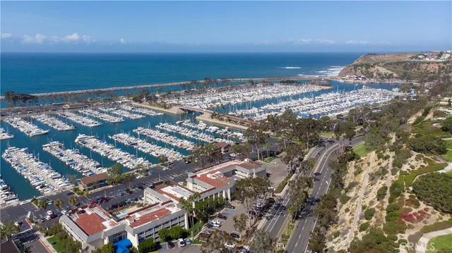 $3,300 | 34152 Selva Road, Unit 170, Dana Point, CA 92629