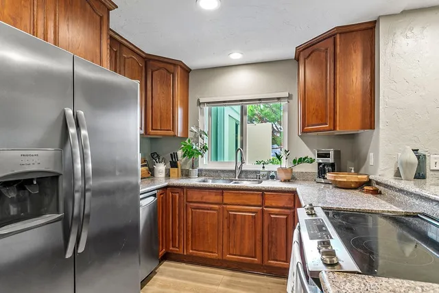 $3,300 | 34152 Selva Road, Unit 170, Dana Point, CA 92629