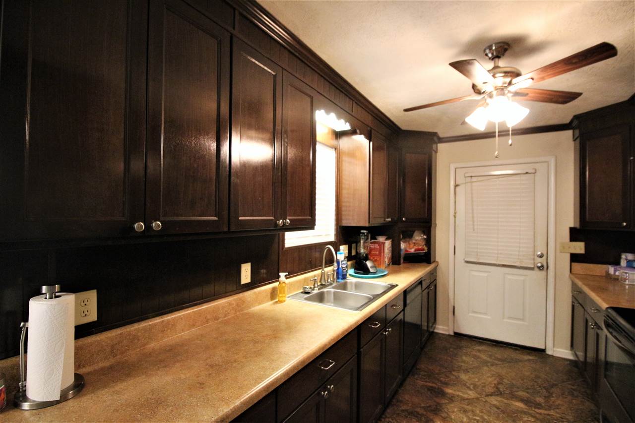 795 Cliffview Road Bolivar, TN 38008 - Photo 10 of 25