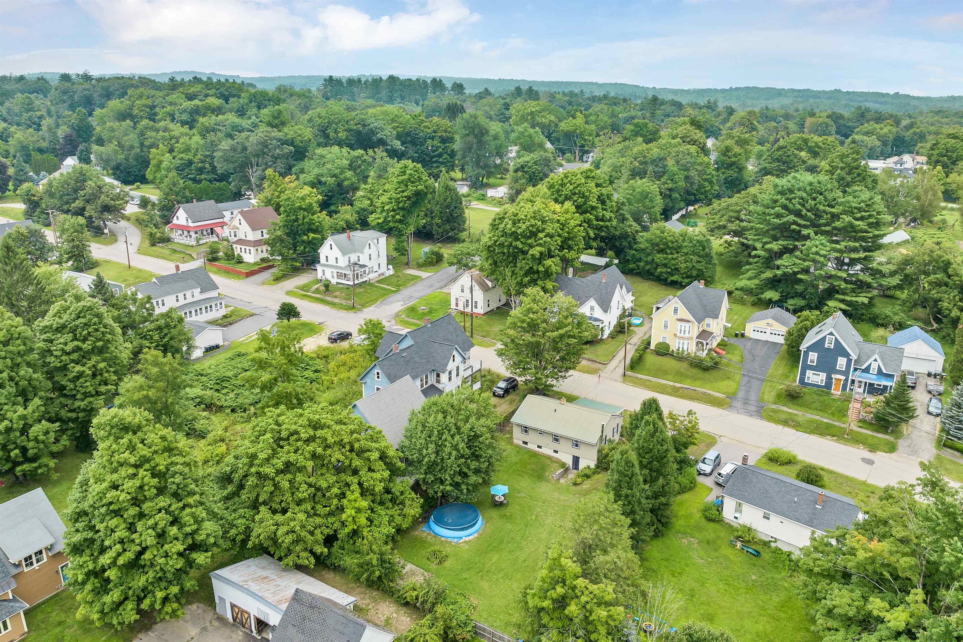 32 Chestnut Street Franklin, NH 03235 - Photo 37 of 40
