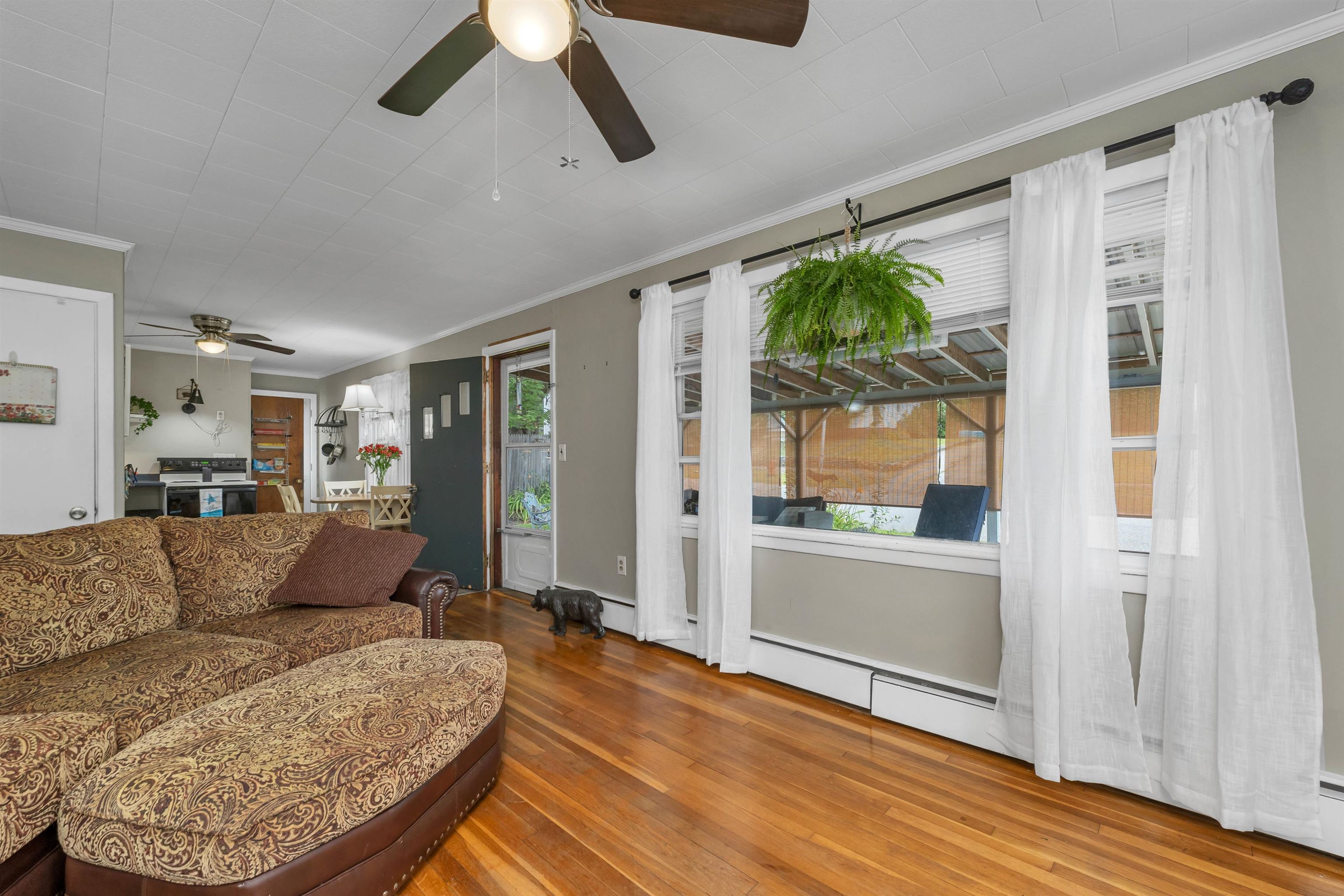 32 Chestnut Street Franklin, NH 03235 - Photo 8 of 40