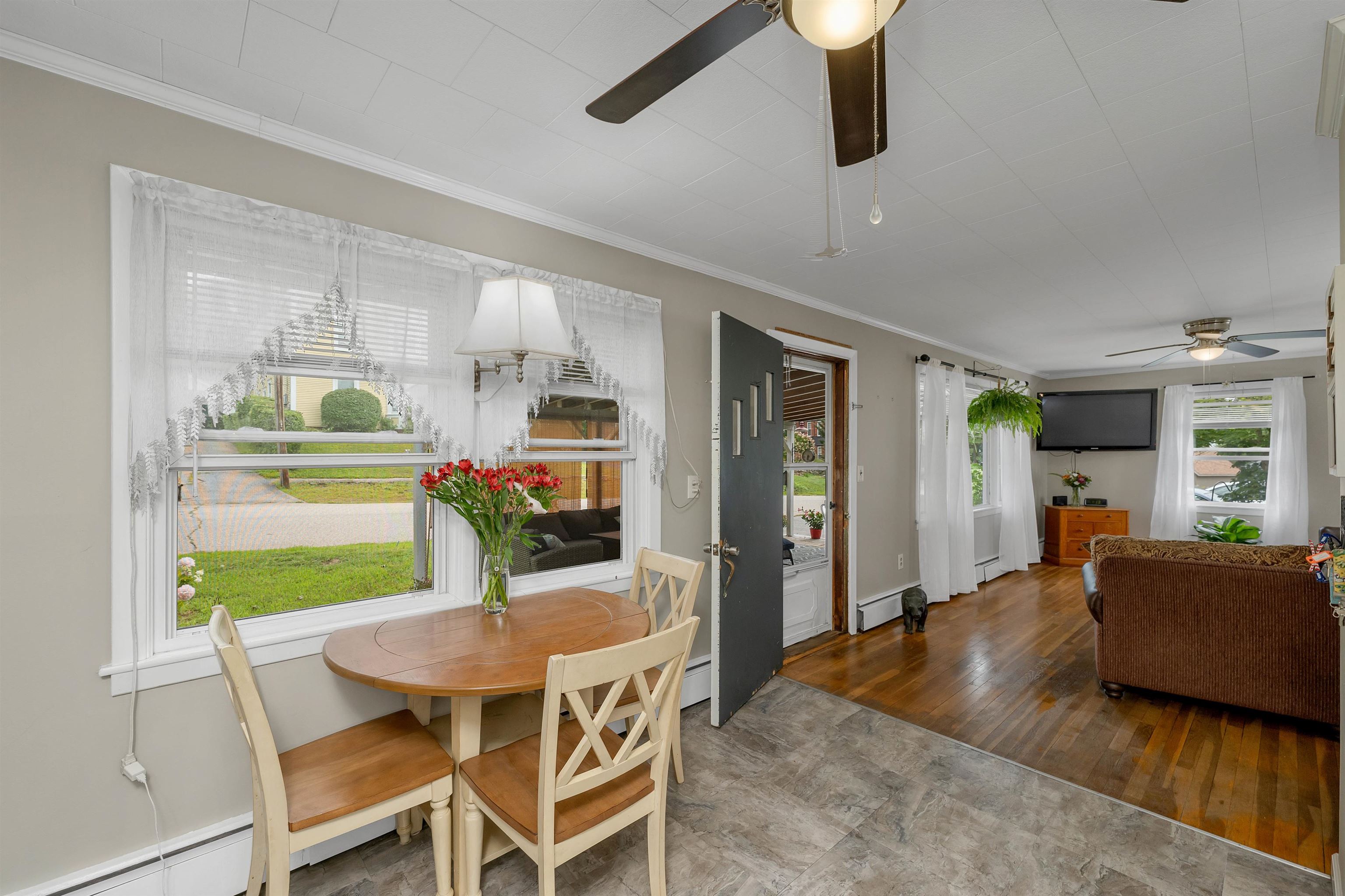 32 Chestnut Street Franklin, NH 03235 - Photo 9 of 40