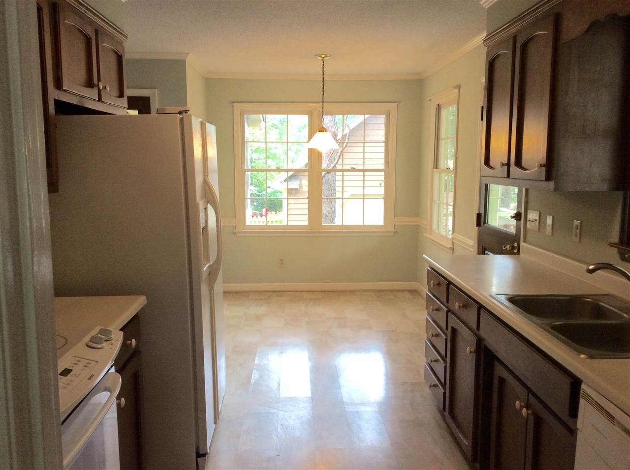 1202 Shoresbrook Road Spartanburg, SC 29301 - Photo 11 of 24 Gallery Image 11