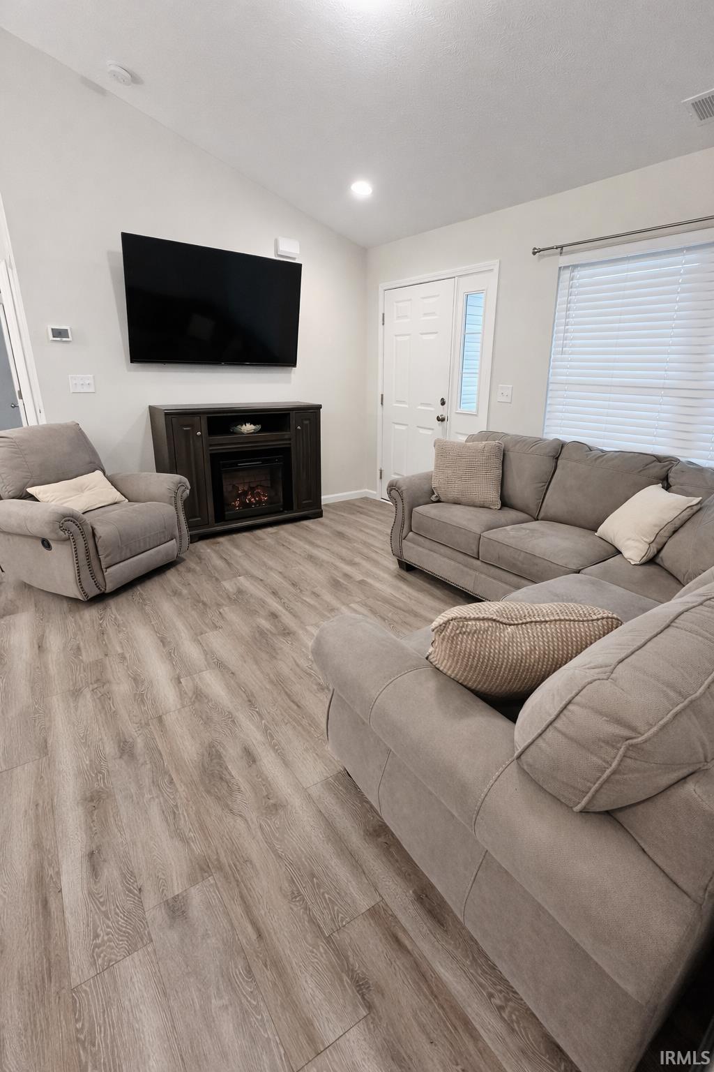 1313 South Baldwin Court Princeton, IN 47670 - Photo 12 of 16