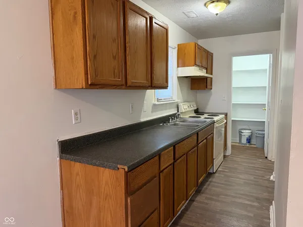 $1,500 | 4930 Elliott Avenue, Indianapolis, IN 46201