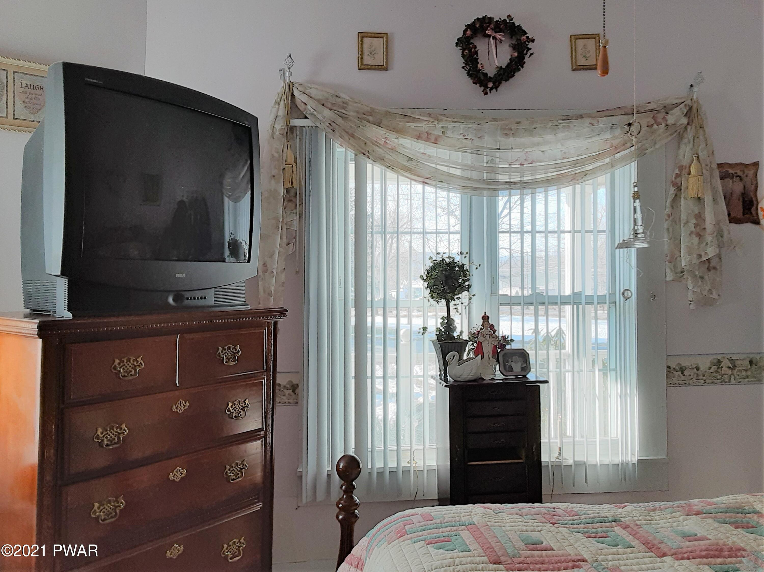 7 Mundro Road Scott Township, PA 18447 - Photo 12 of 21 Bedroom