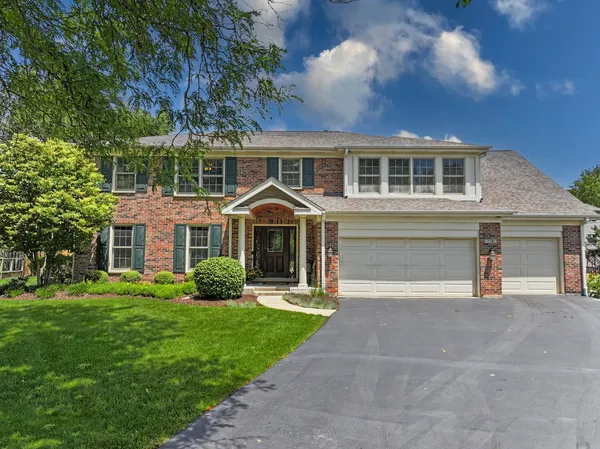 $925,000 | 738 West Evergreen Court, Palatine, IL 60067