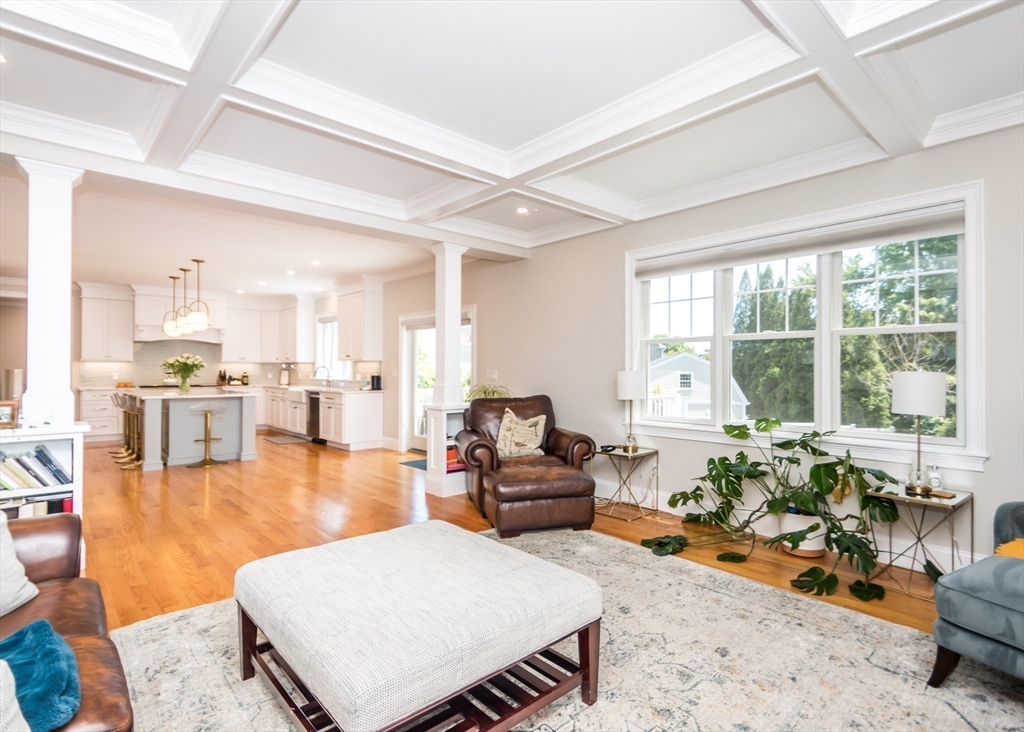 17 Elinor Circle Waltham, MA 02452 - Photo 12 of 39