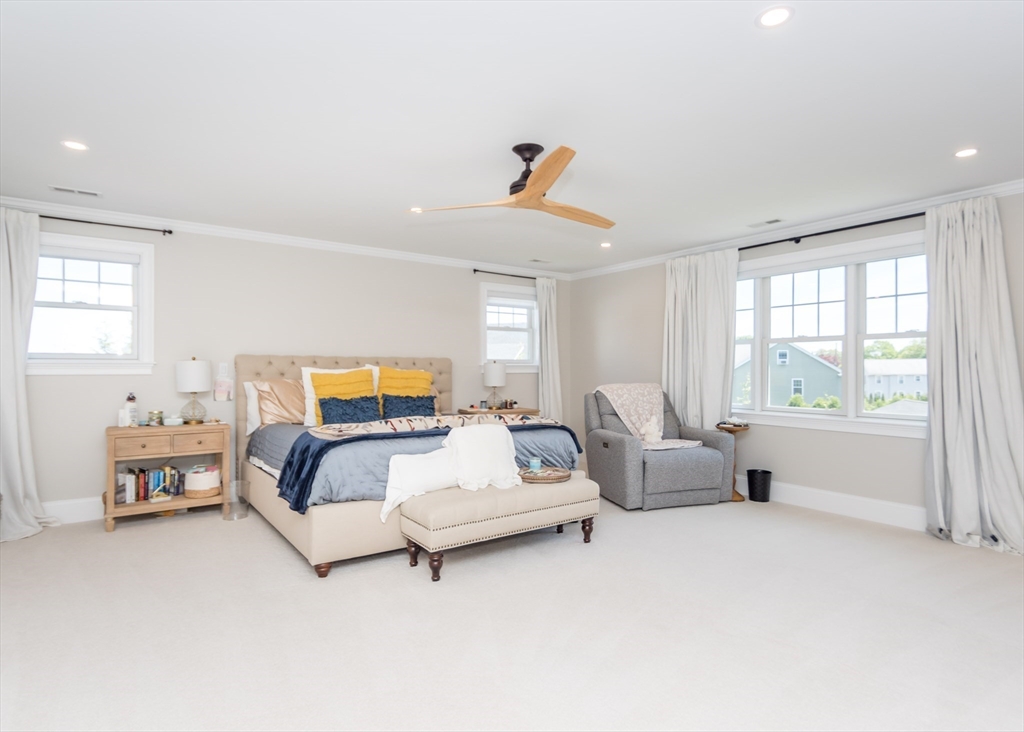 17 Elinor Circle Waltham, MA 02452 - Photo 16 of 39