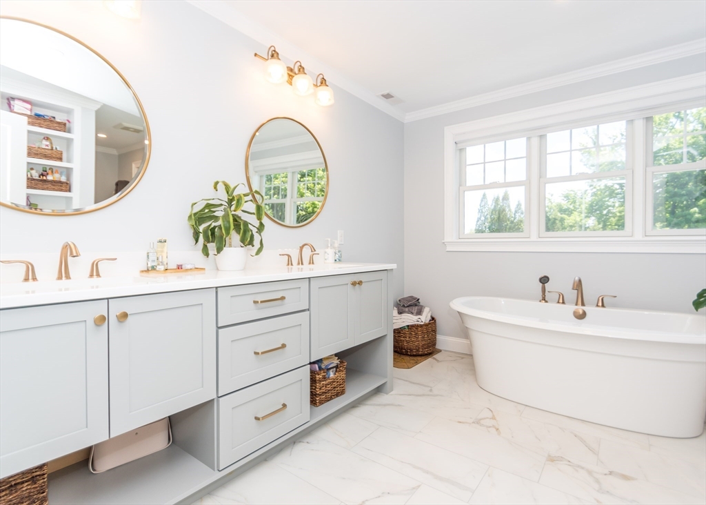 17 Elinor Circle Waltham, MA 02452 - Photo 18 of 39