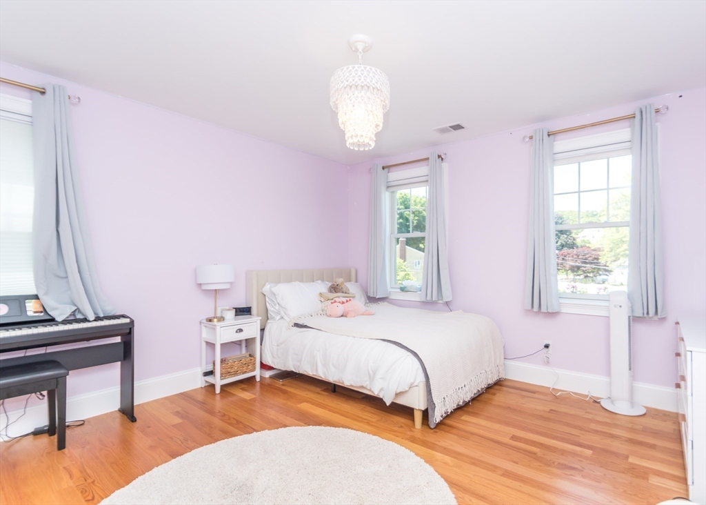 17 Elinor Circle Waltham, MA 02452 - Photo 21 of 39