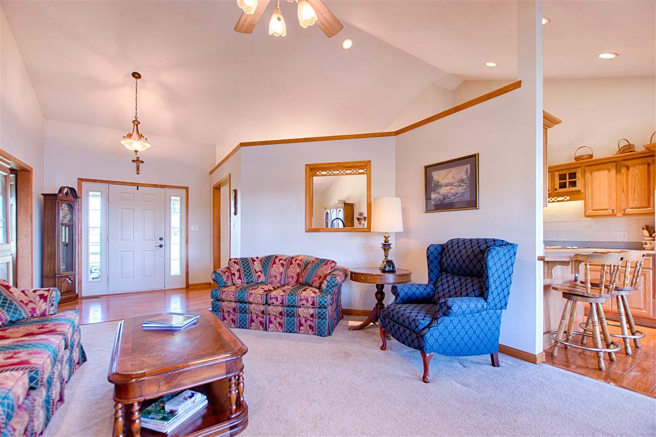 9855 Fisherville Road Elberfeld, IN 47613 - Photo 8 of 36 Gallery Image 8