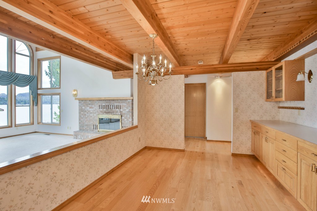 289 Friday Creek Road Bellingham, WA 98229 - Photo 14 of 20 Gallery Image 14