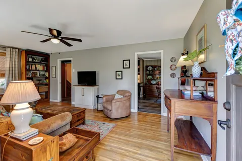 $425,000 | 207 Bonnafield Drive, Hermitage, TN 37076