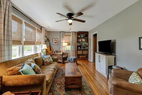 $425,000 | 207 Bonnafield Drive, Hermitage, TN 37076