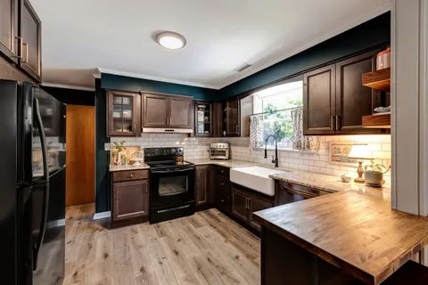 $425,000 | 207 Bonnafield Drive, Hermitage, TN 37076