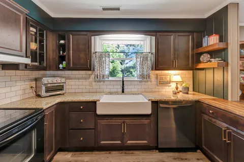 $425,000 | 207 Bonnafield Drive, Hermitage, TN 37076