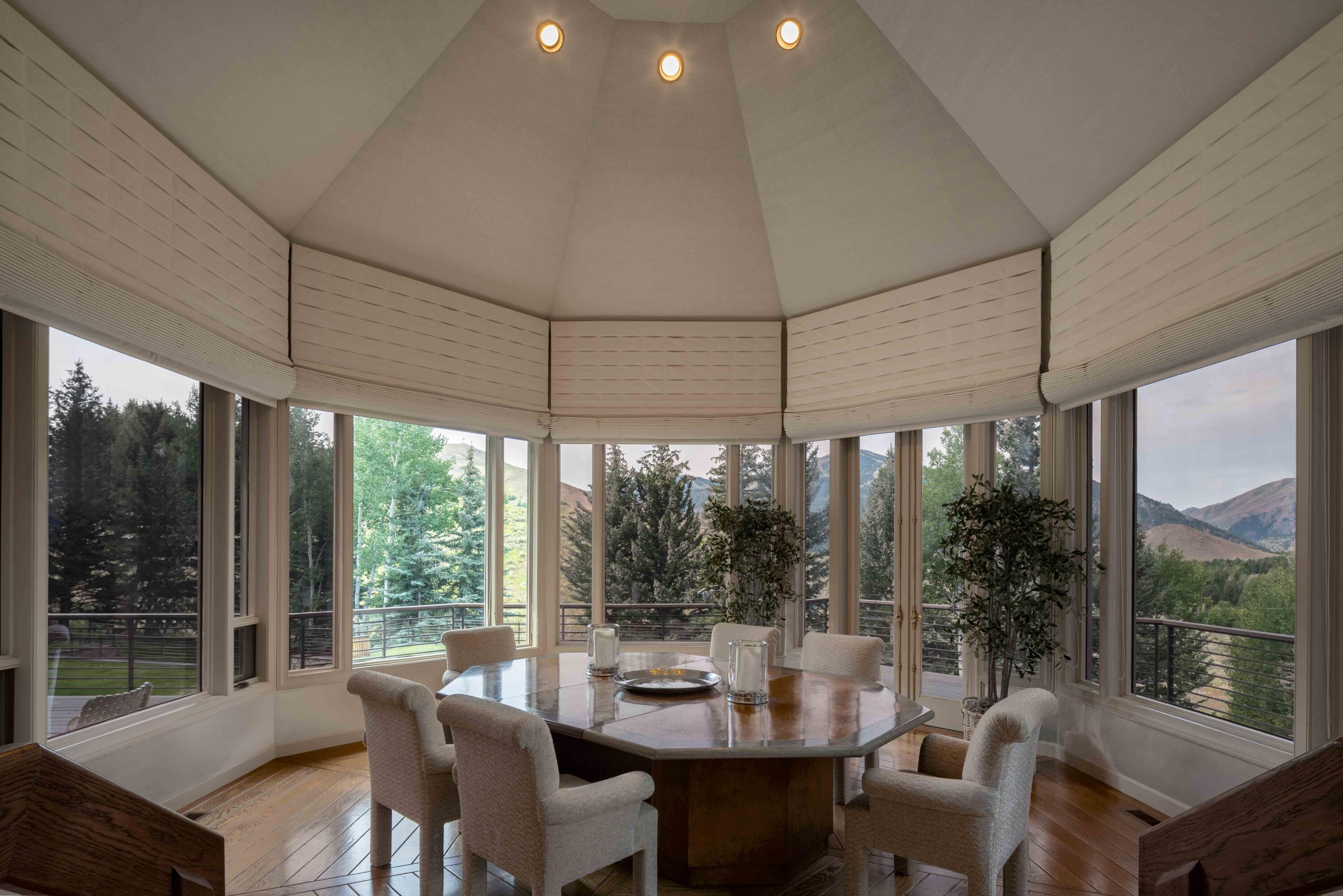 100 Wedeln Lane Sun Valley, ID 83353 - Photo 21 of 47 Dramatic Dining Room
